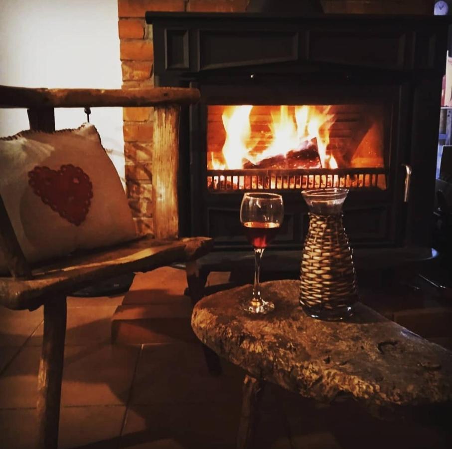 Kuca Za Odmor "Dva Srca" Hotel Ceminac Buitenkant foto