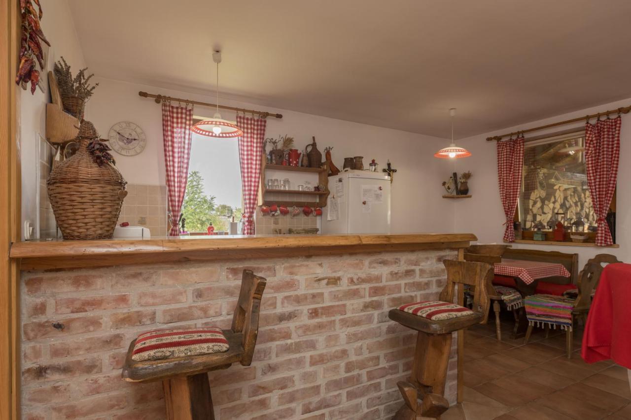 Kuca Za Odmor "Dva Srca" Hotel Ceminac Buitenkant foto